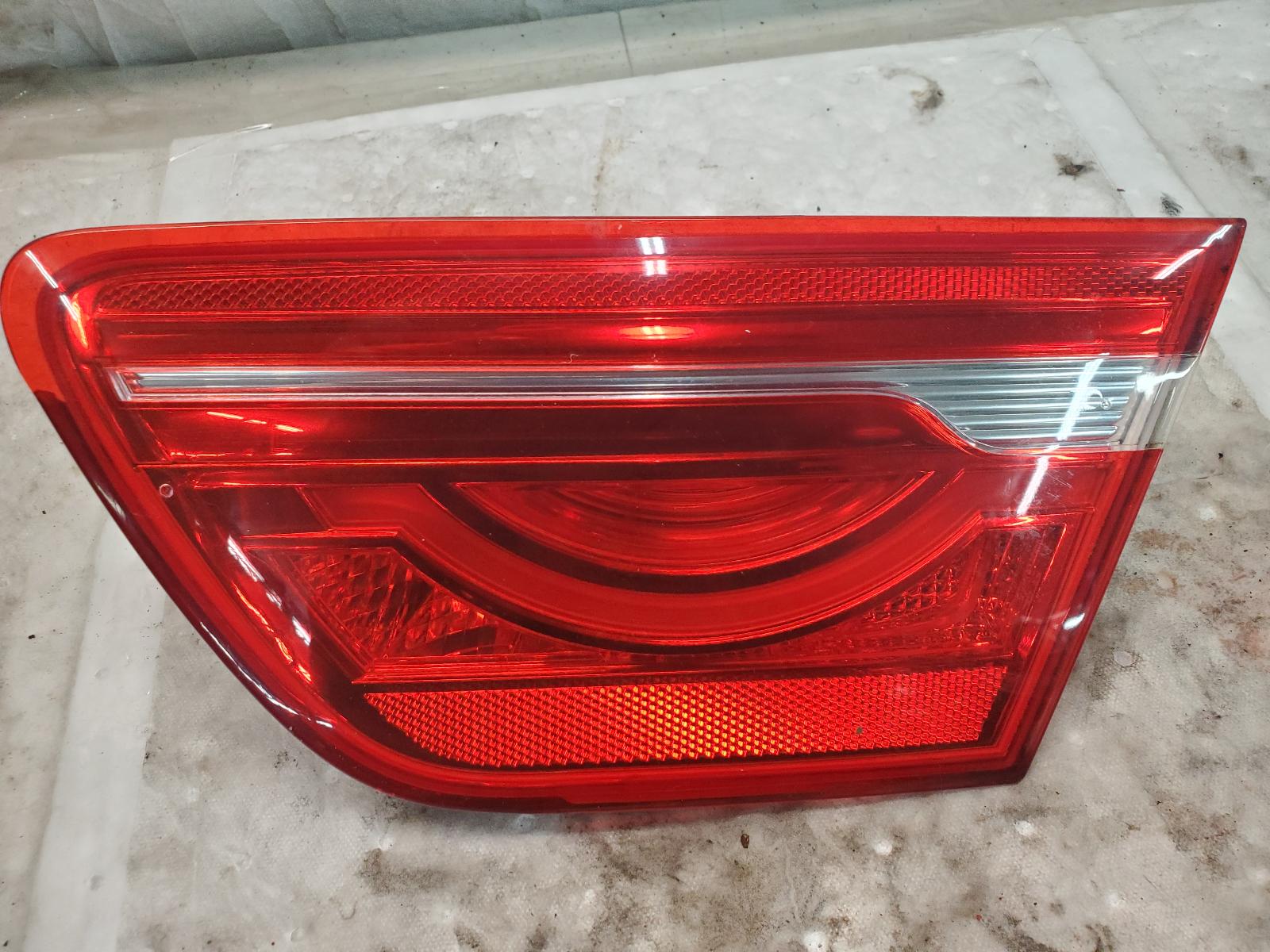Taillight Assembly for Jaguar vehicles