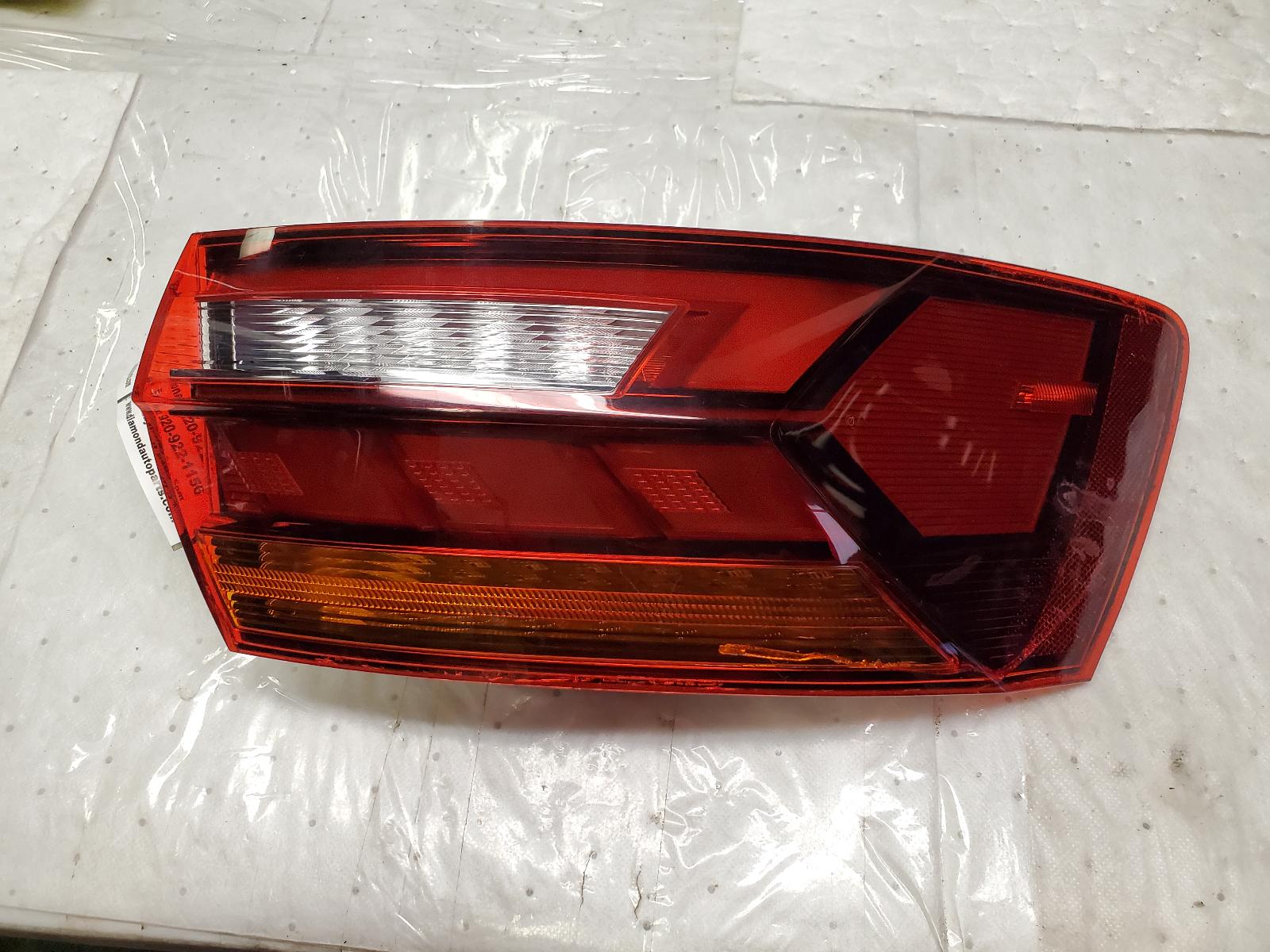 Taillight Assembly for Volkswagen vehicles