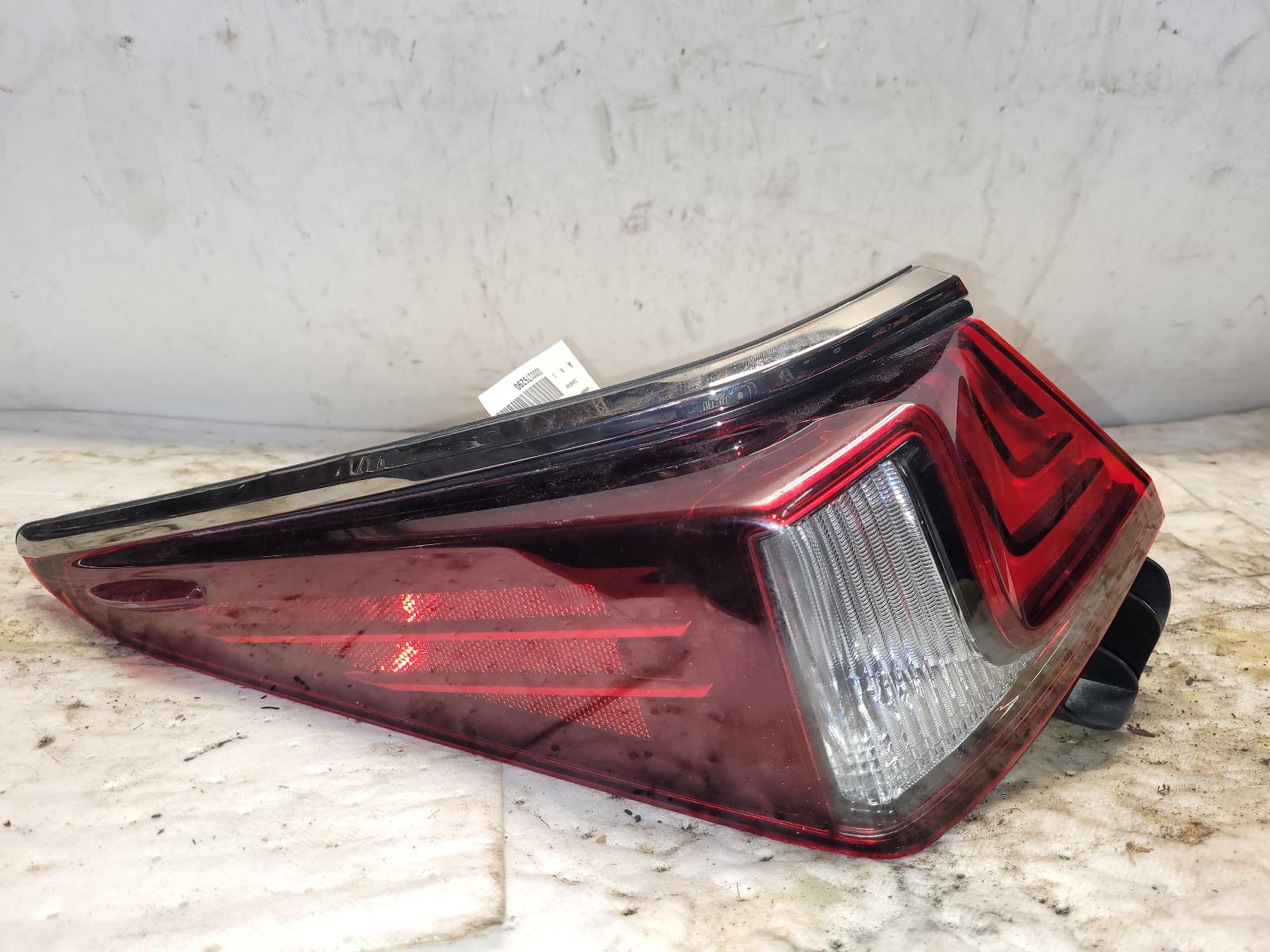 Taillight Assembly for Lexus vehicles