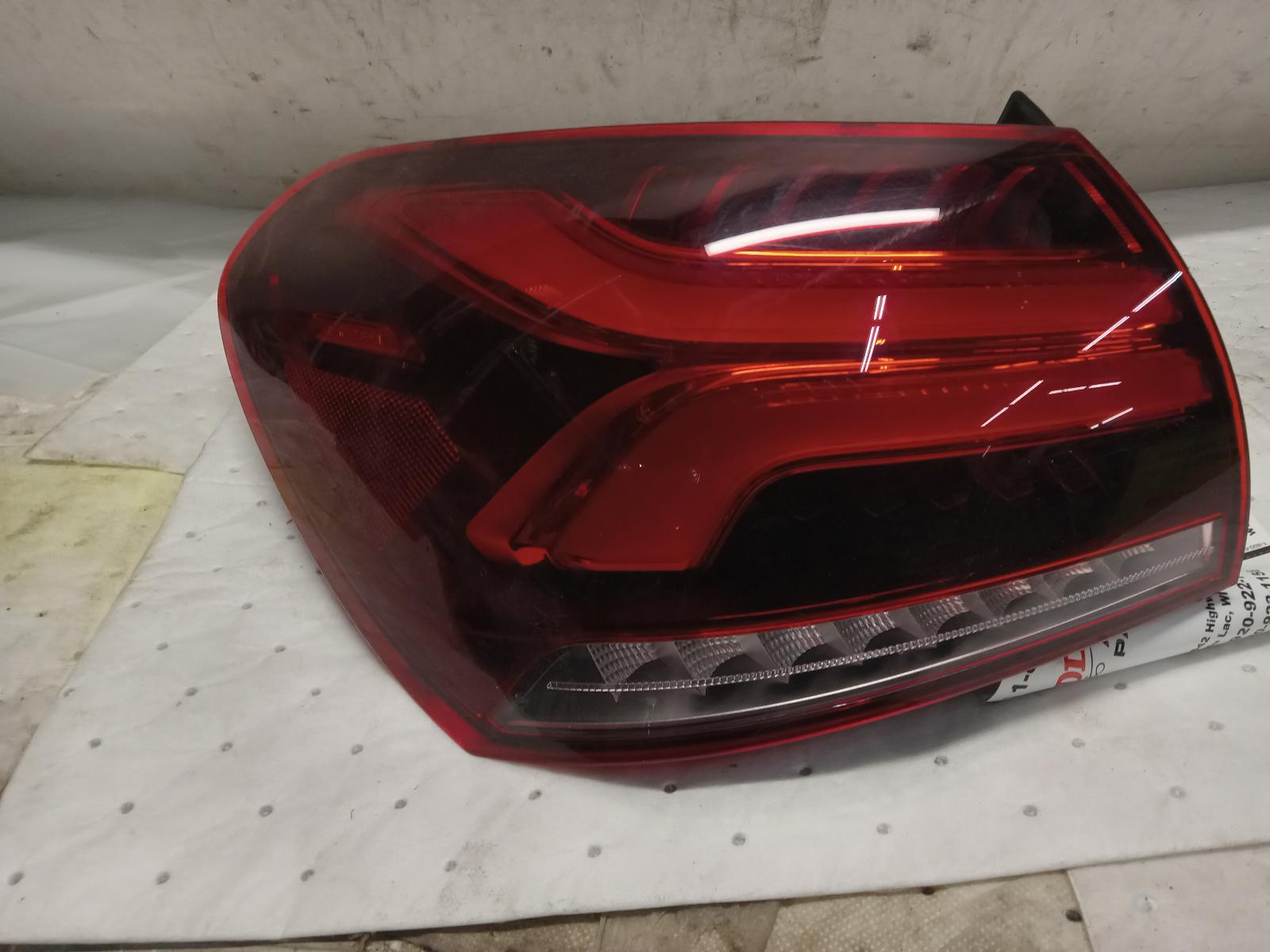 Taillight Assembly for Mercedes-Benz vehicles