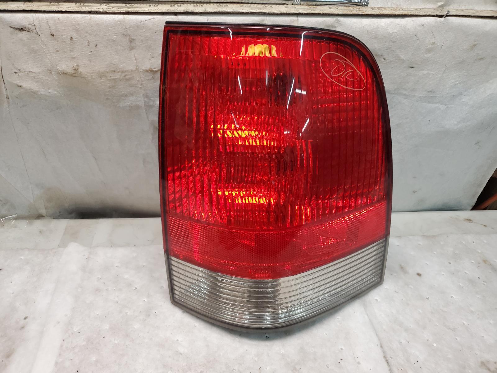 Taillight Assembly for Lincoln vehicles