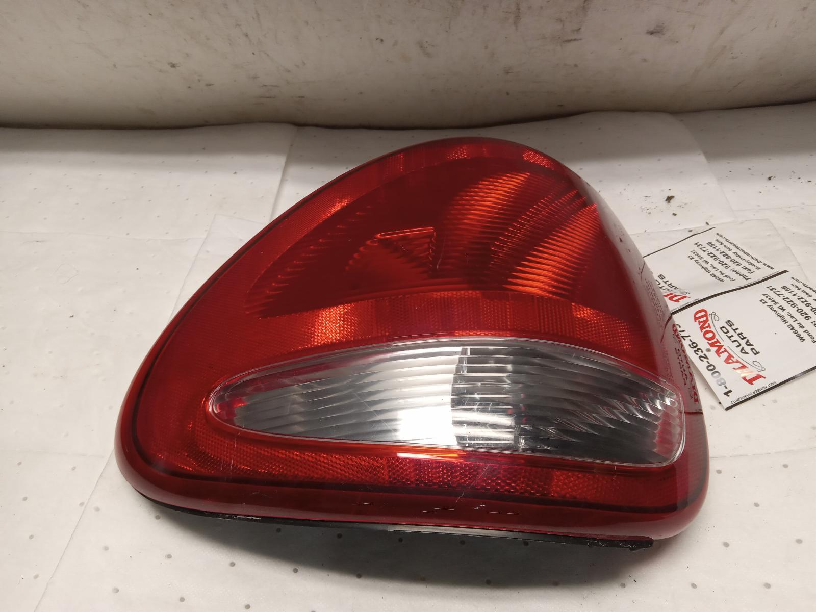 Taillight Assembly for Chrysler and Dodge vehicles