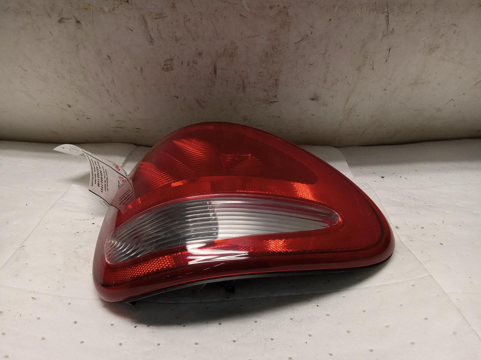 Taillight Assembly for Chrysler and Dodge vehicles