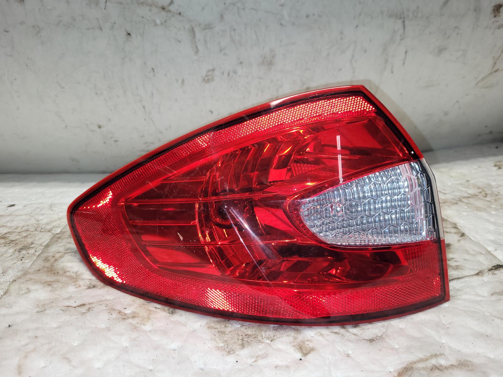 Taillight Assembly for Ford vehicles
