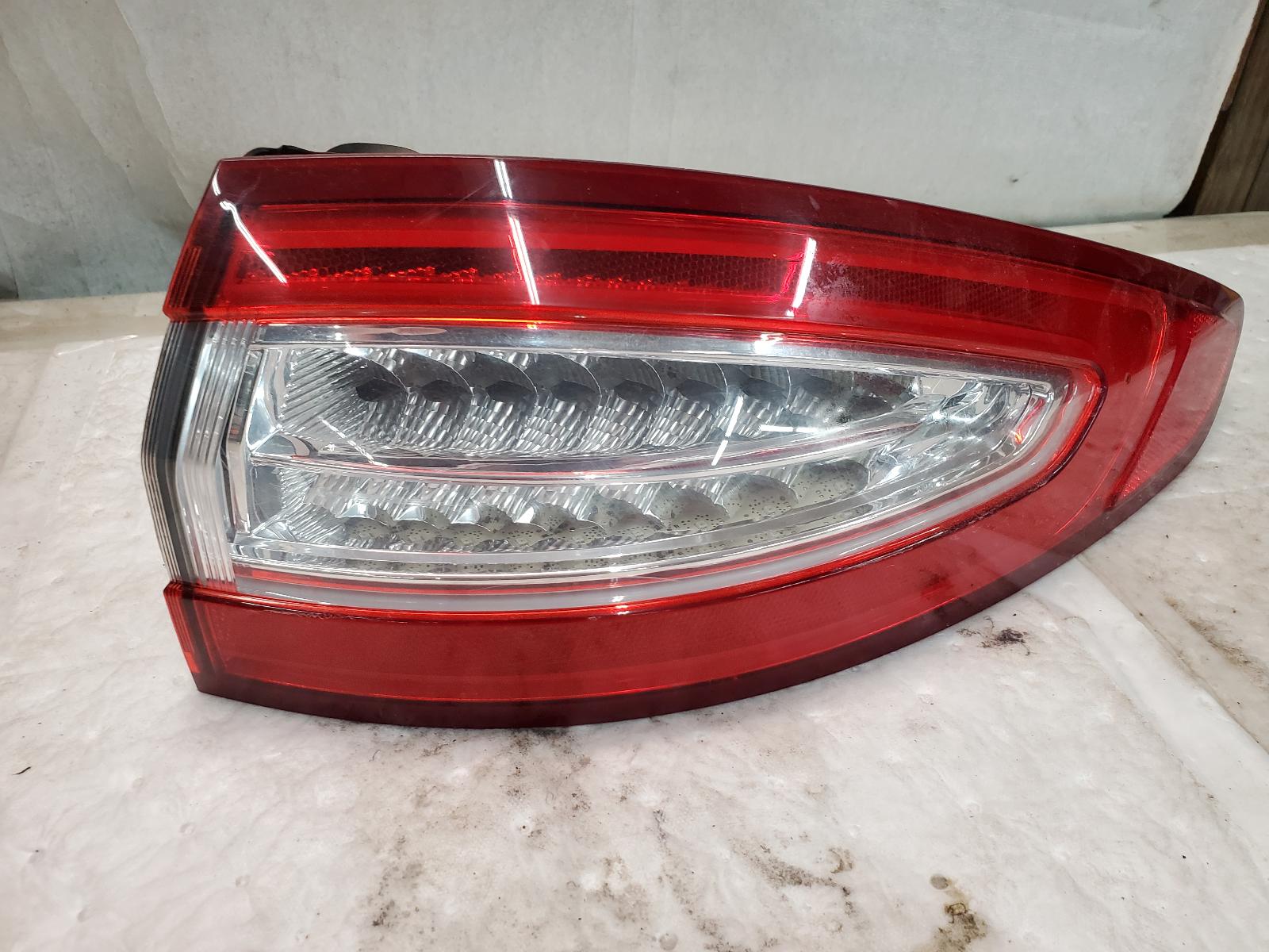 Taillight Assembly for Ford vehicles