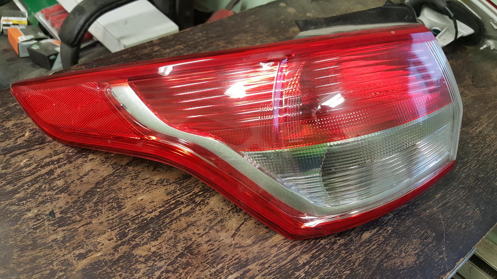 Taillight Assembly for Ford vehicles