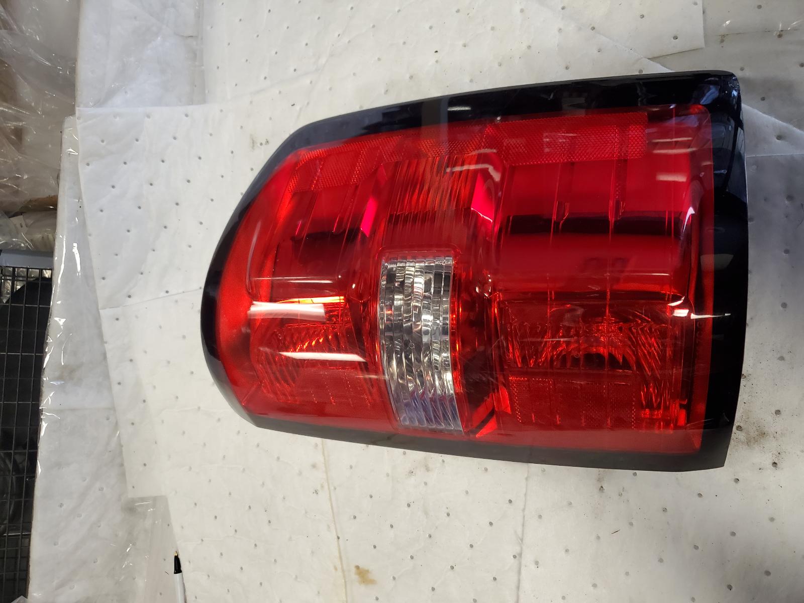 Taillight Assembly for GMC vehicles