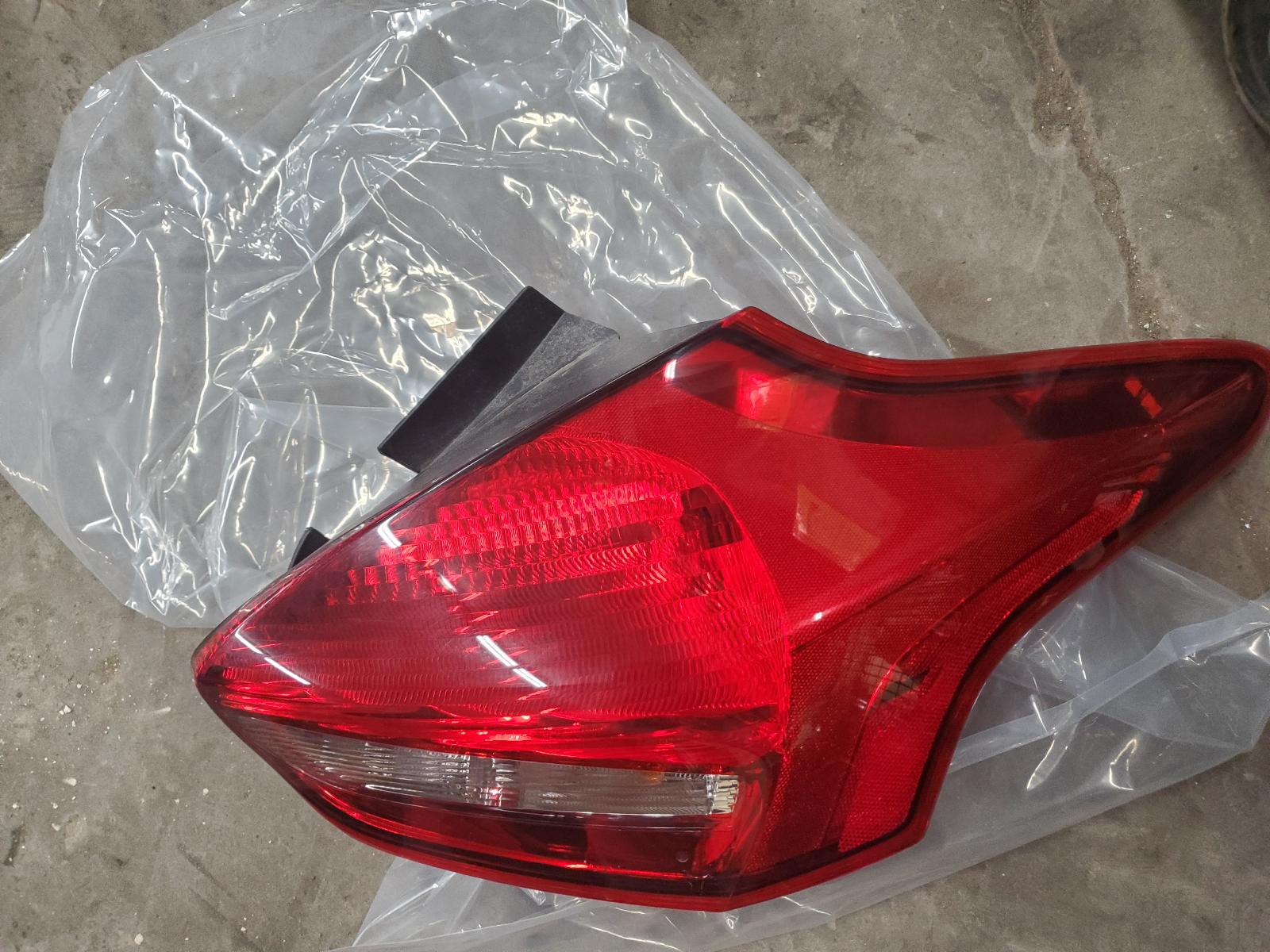 Taillight Assembly for Ford vehicles
