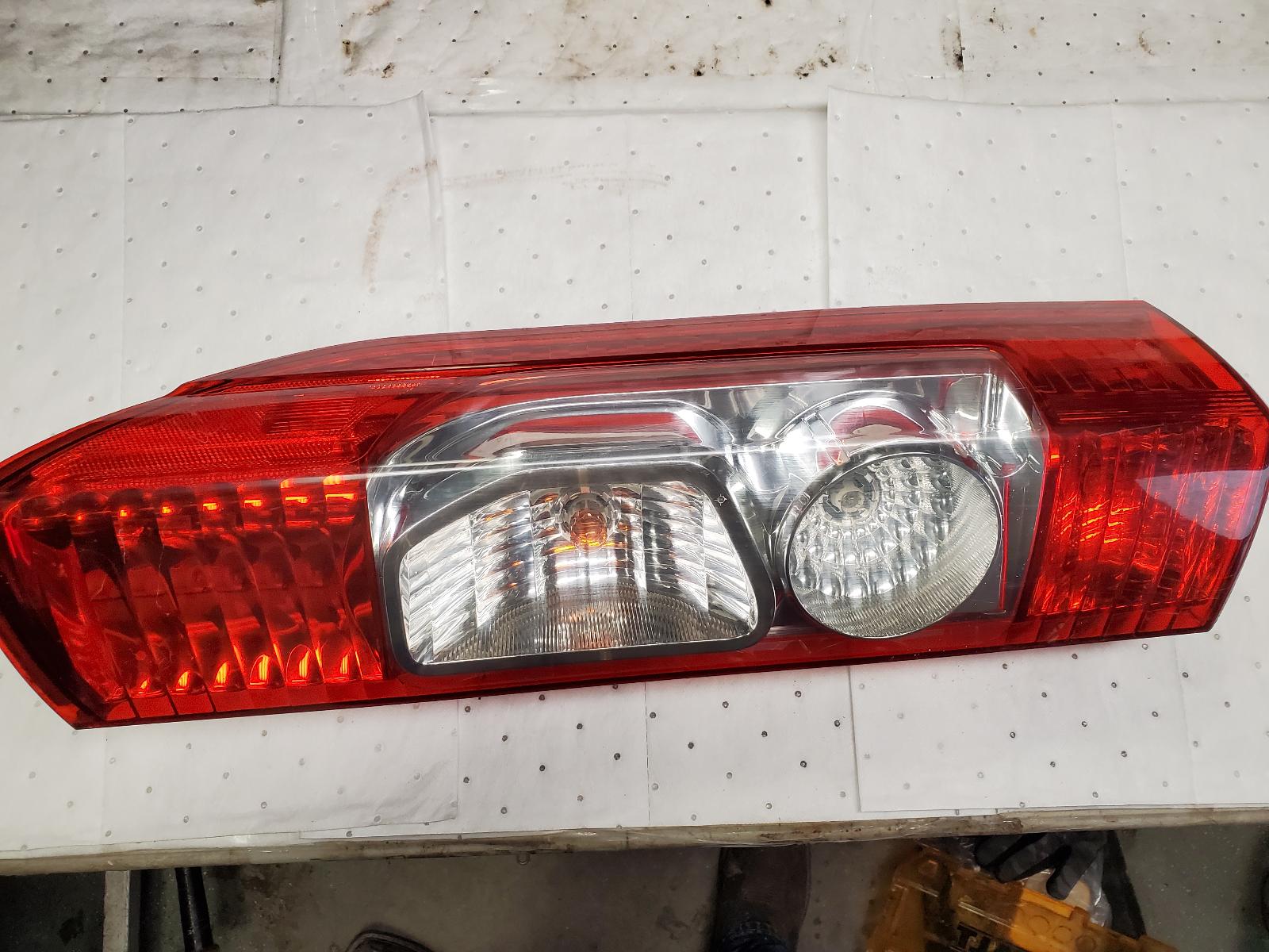 Taillight Assembly for Dodge and Chrysler vehicles