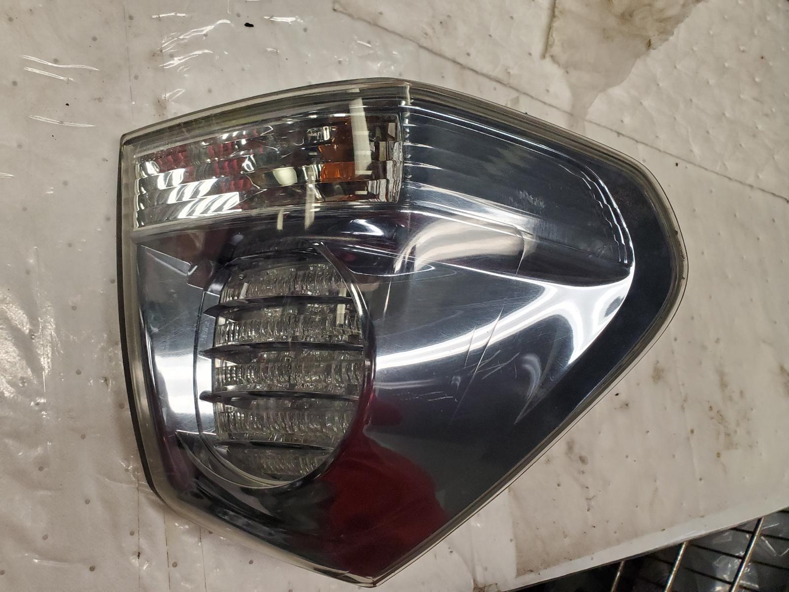 Taillight Assembly for Lexus vehicles