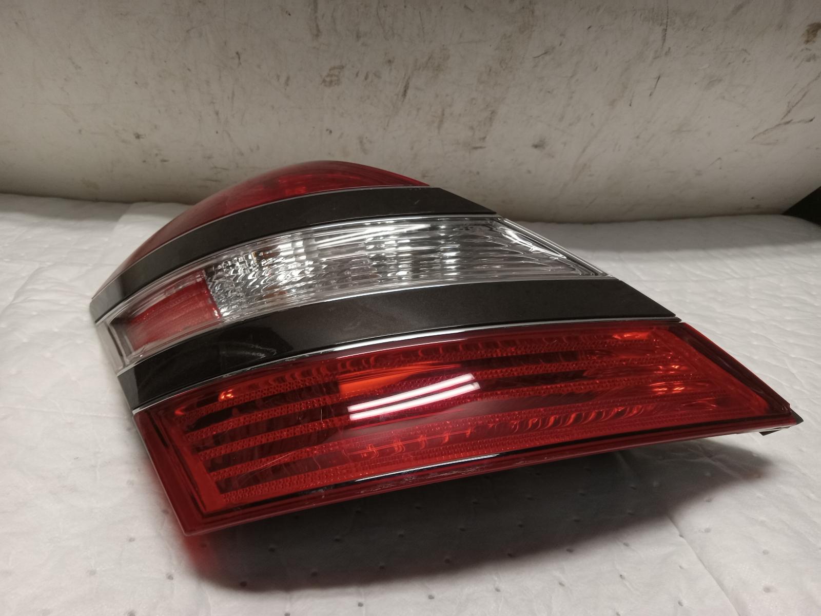 Taillight Assembly for Mercedes-Benz vehicles