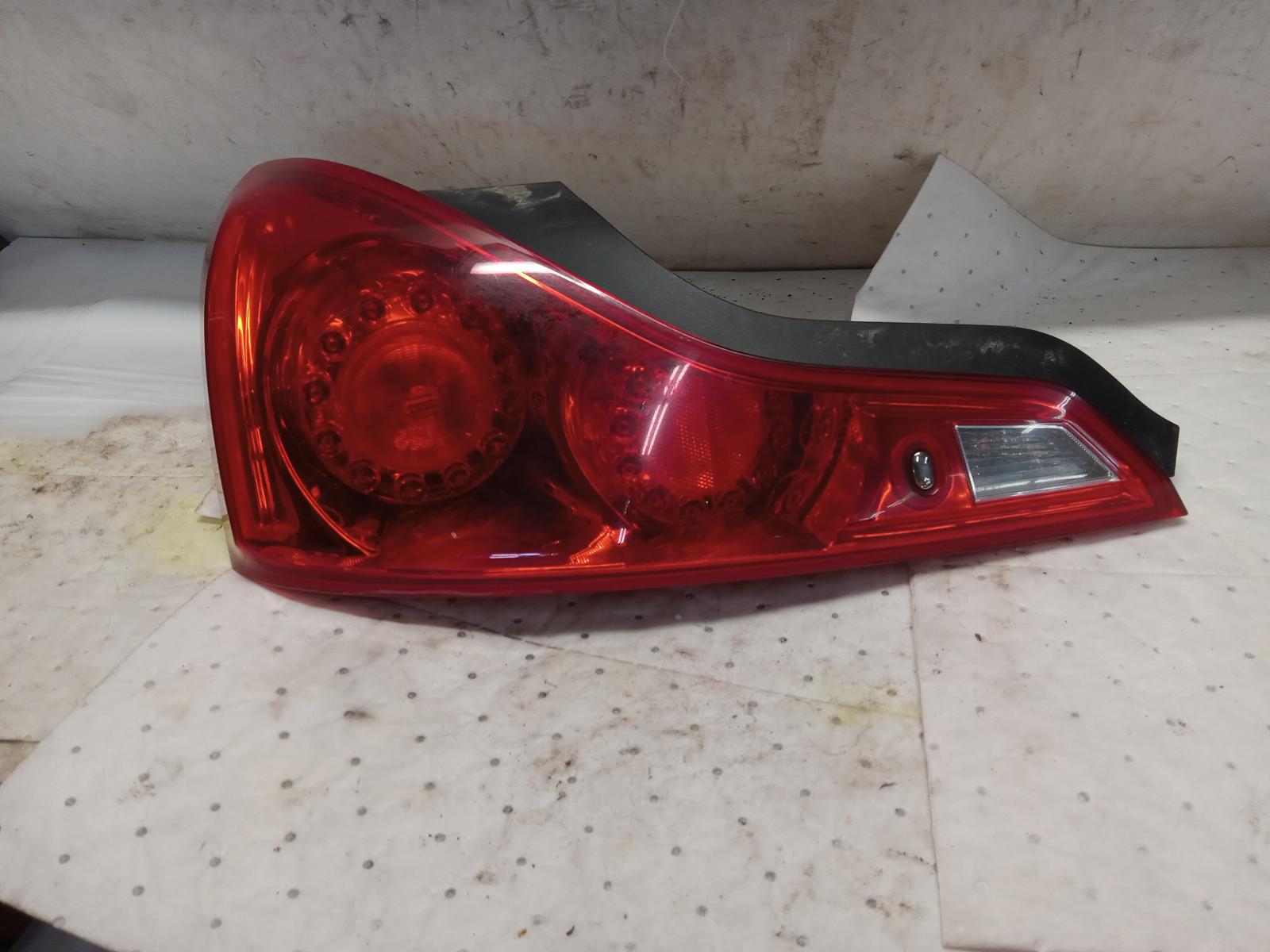 Taillight Assembly for Infiniti vehicles