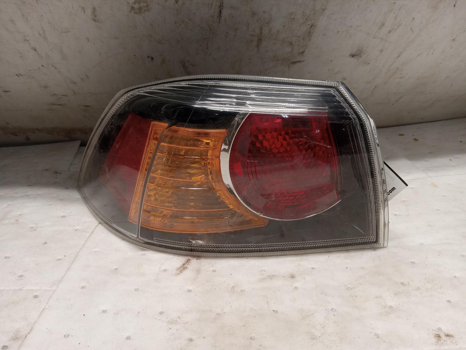 Taillight Assembly for Mitsubishi vehicles