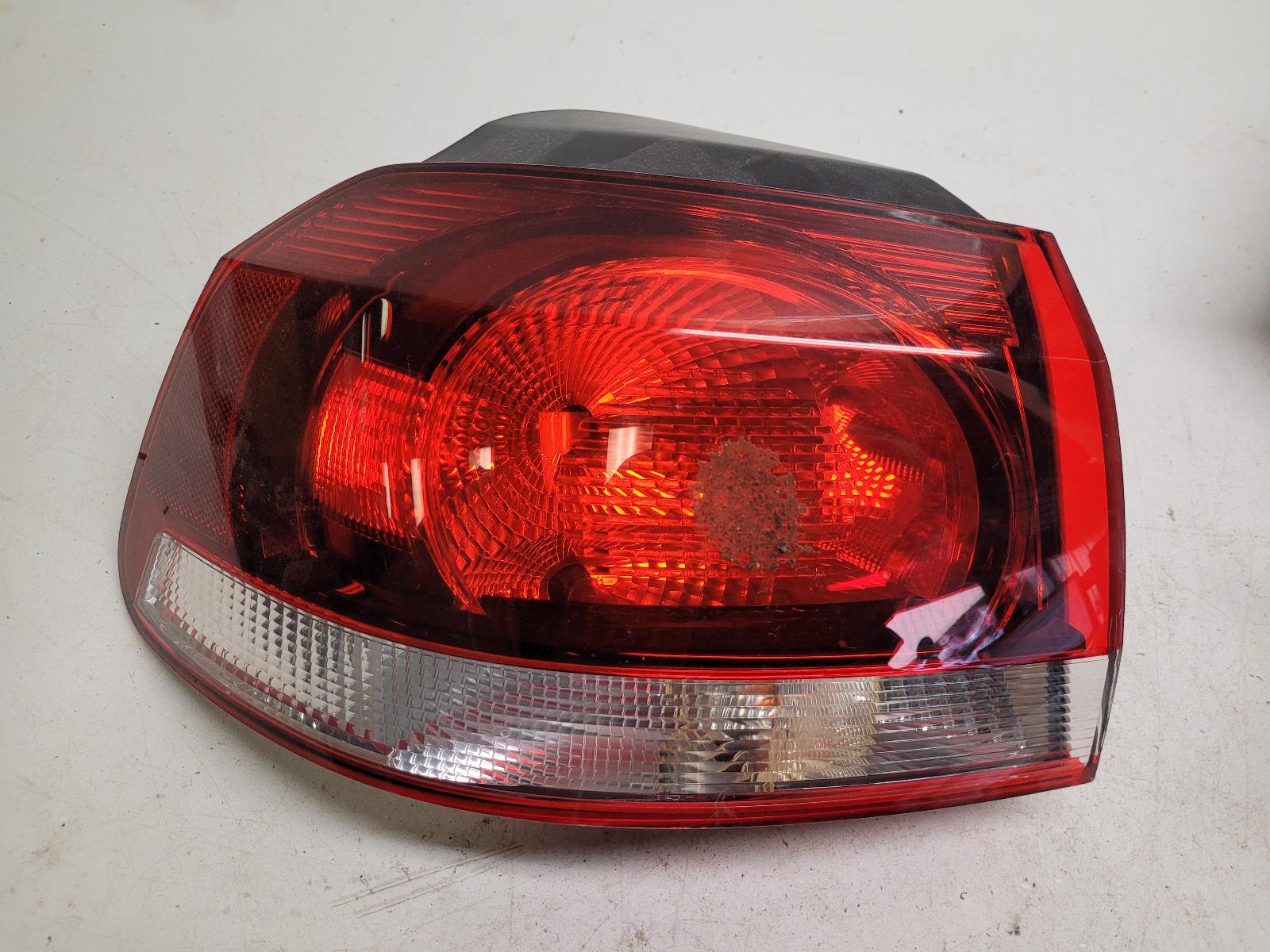 Taillight Assembly for Volkswagen vehicles