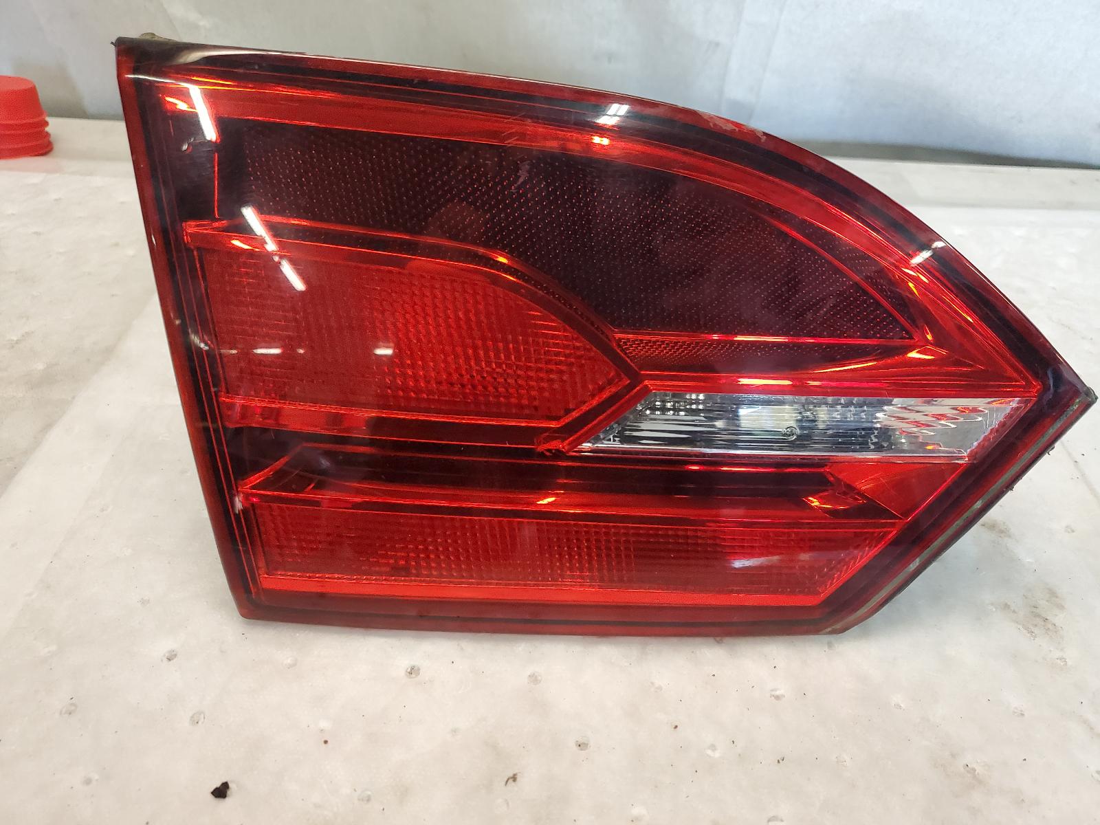 Taillight Assembly for Volkswagen vehicles