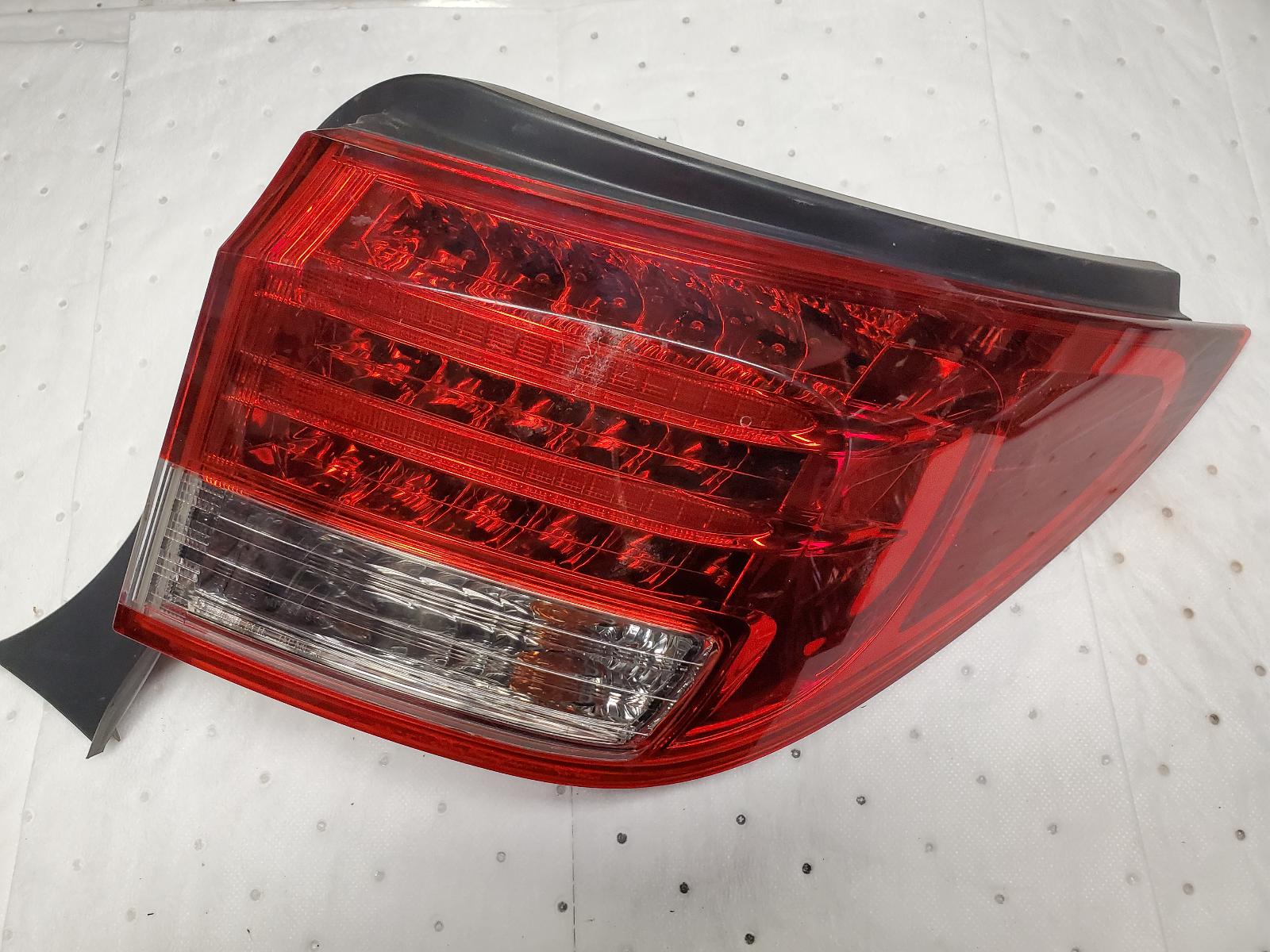 Taillight Assembly for Lexus vehicles