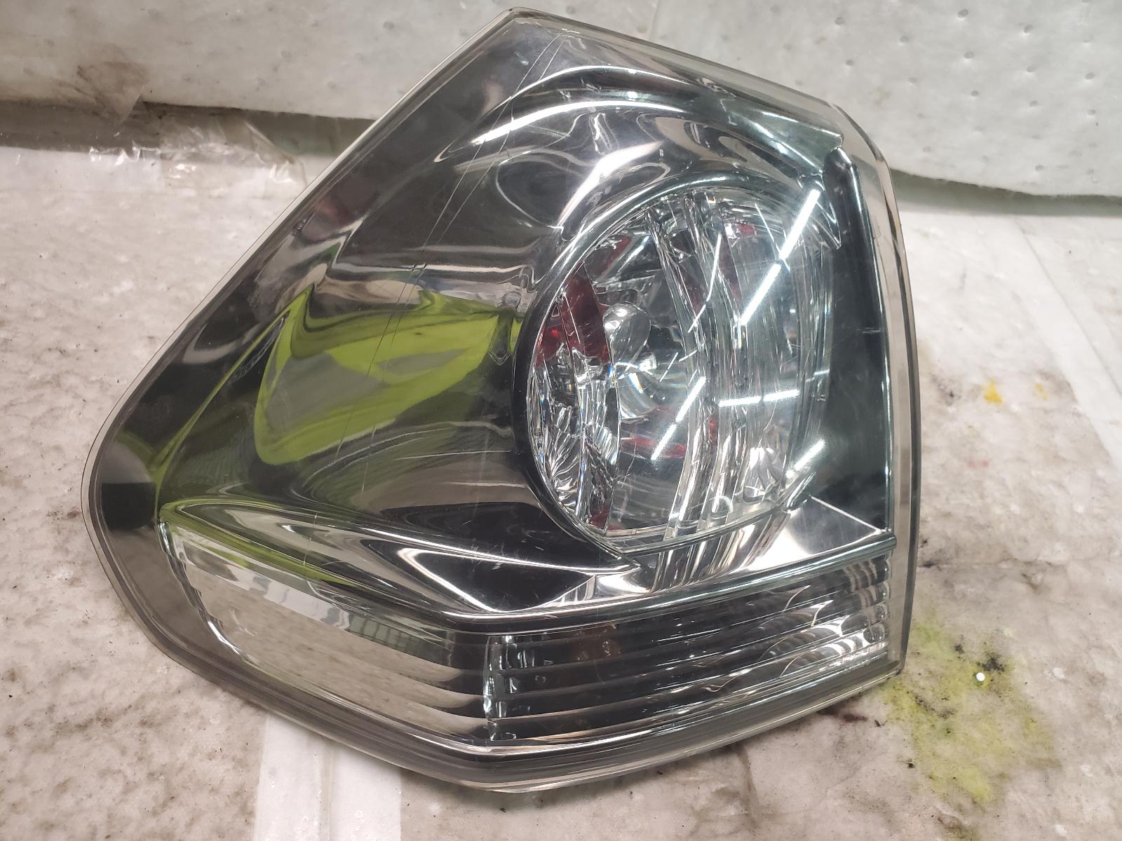 Taillight Assembly for Lexus vehicles