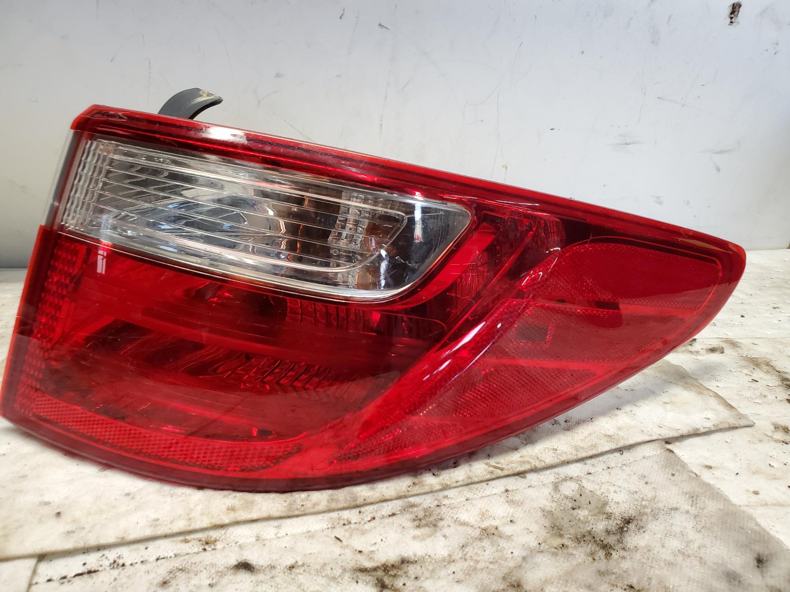 Taillight Assembly for Hyundai vehicles