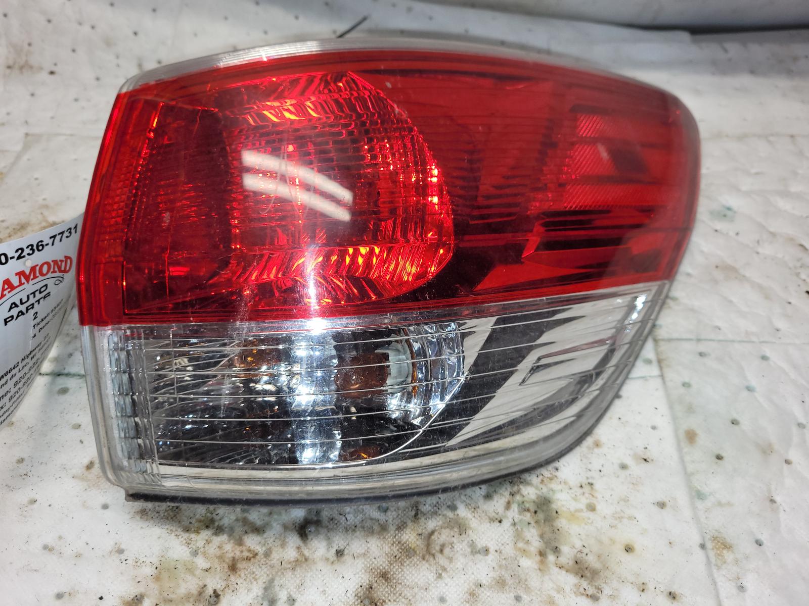 Taillight Assembly for Nissan vehicles