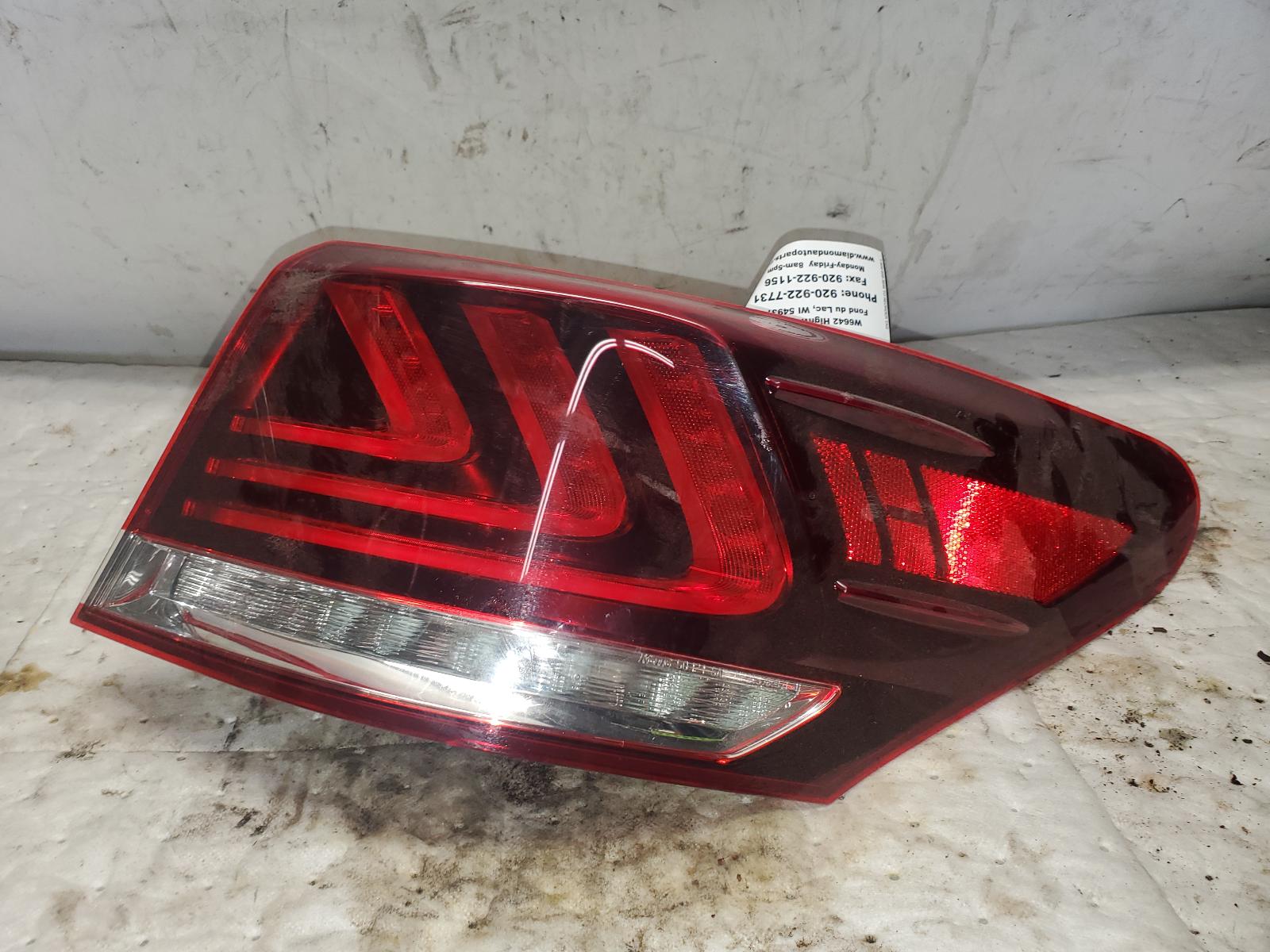 Taillight Assembly for Lexus vehicles