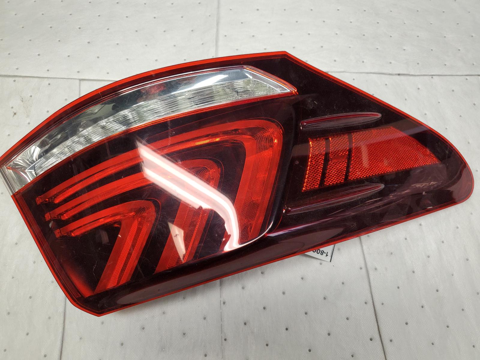 Taillight Assembly for Lexus vehicles
