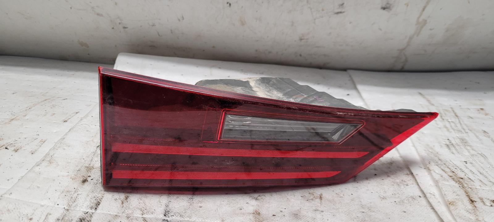 Taillight Assembly for Lexus vehicles