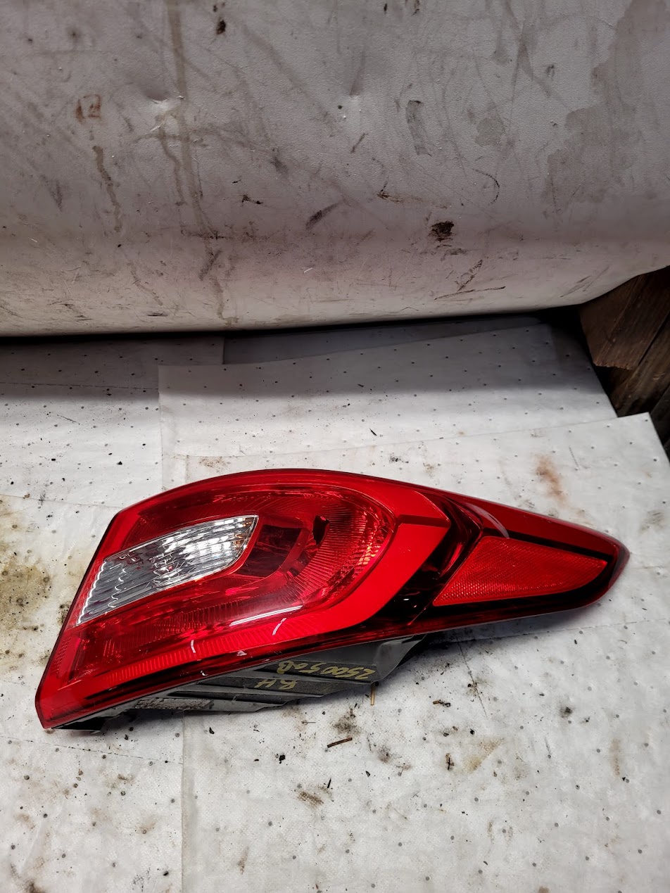 Taillight Assembly for Hyundai vehicles