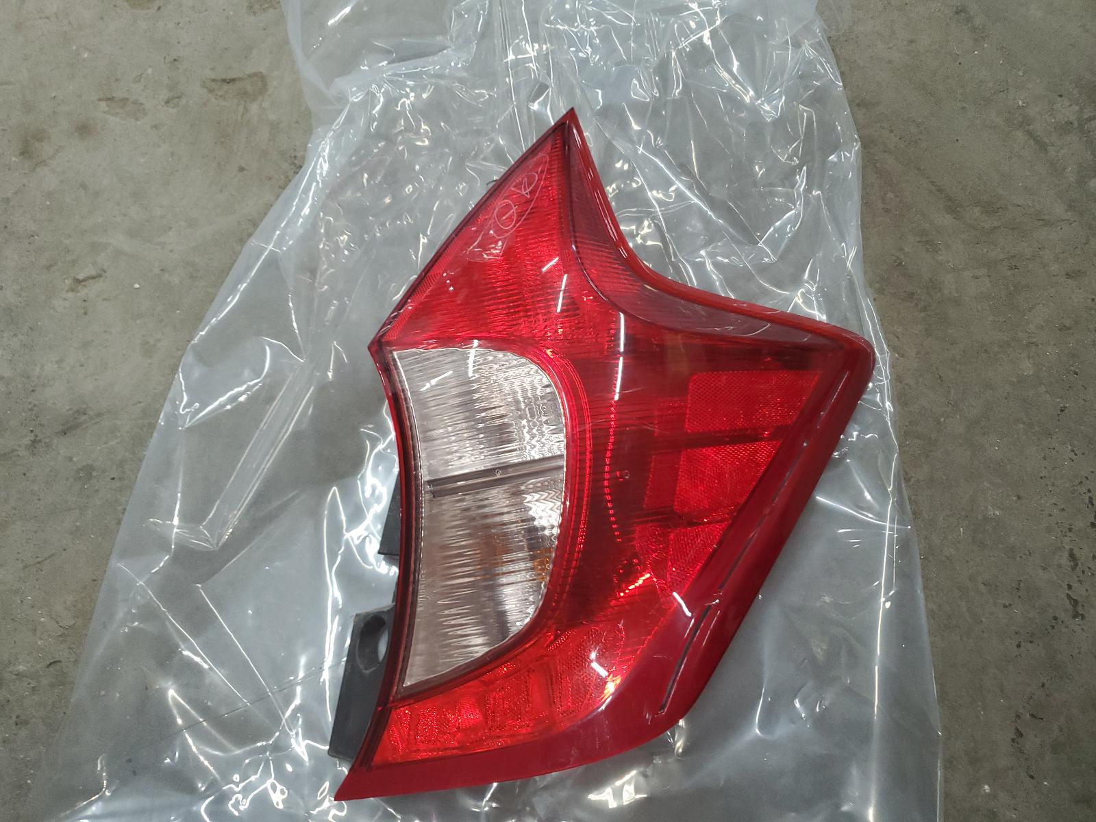 Taillight Assembly for Nissan vehicles