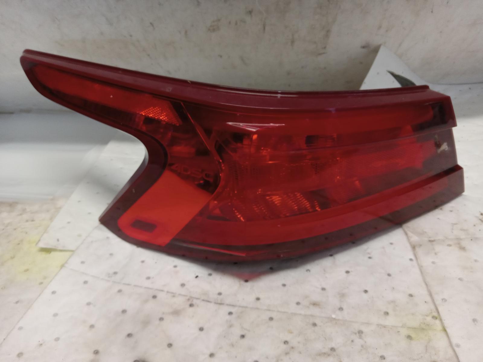 Taillight Assembly for Nissan vehicles