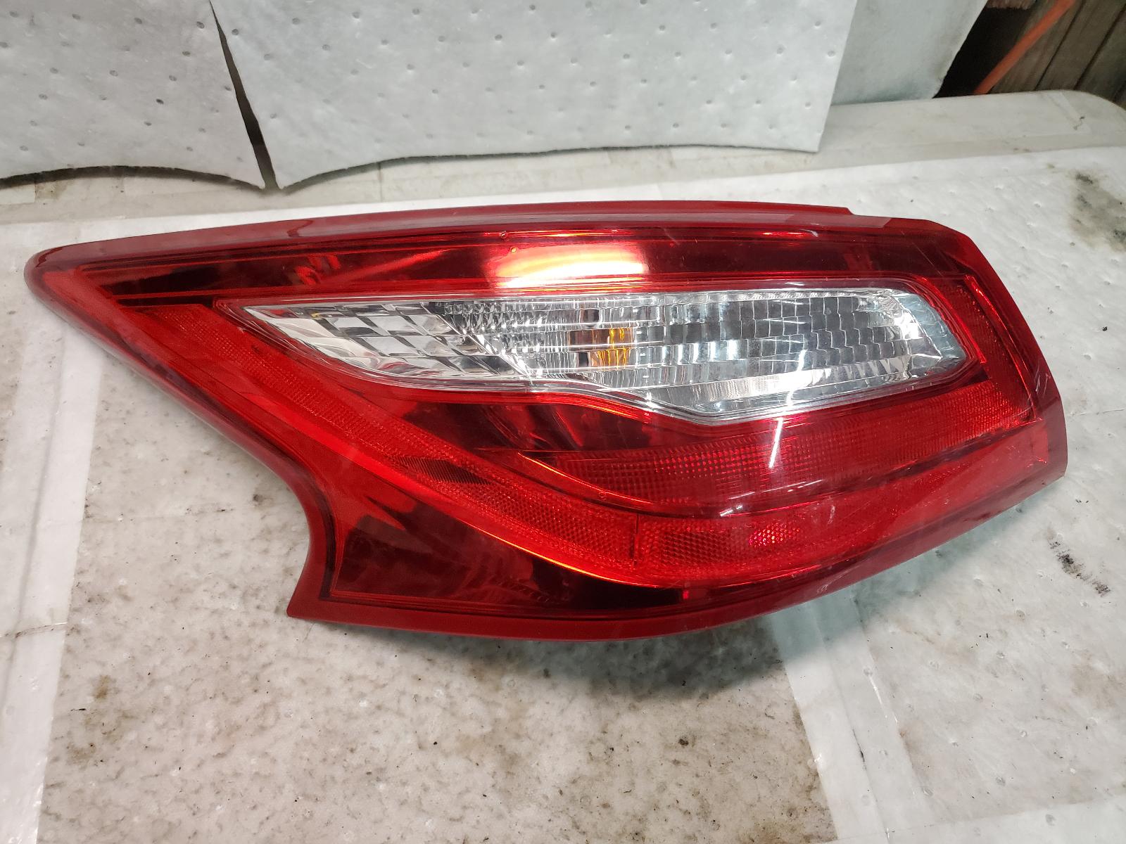 Taillight Assembly for Nissan vehicles