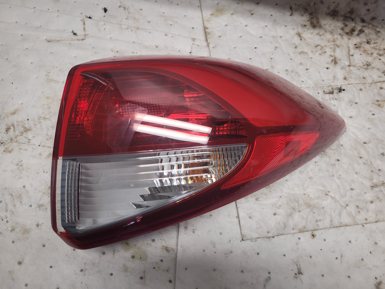 Taillight Assembly for Hyundai vehicles