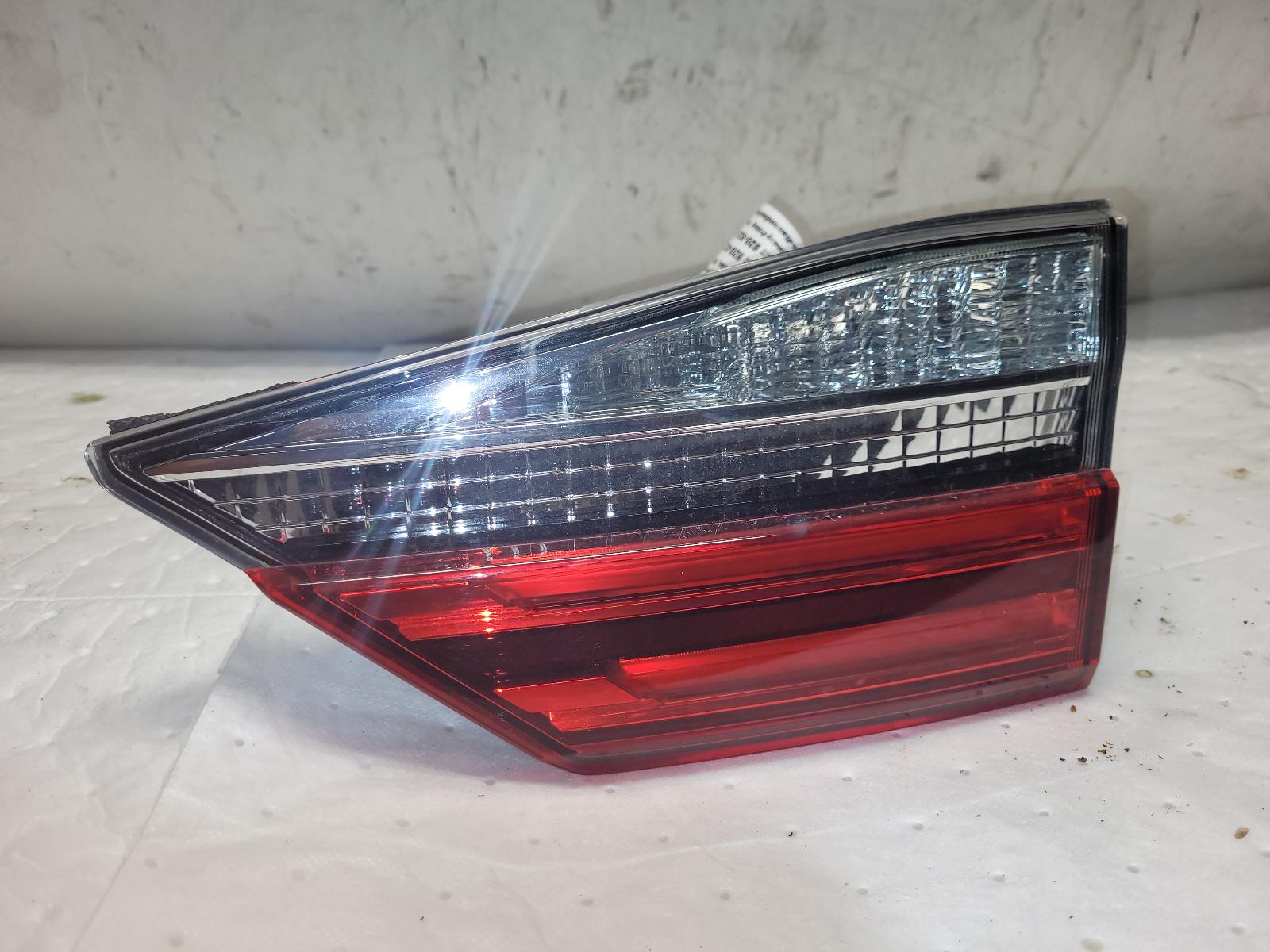 Taillight Assembly for Lexus vehicles
