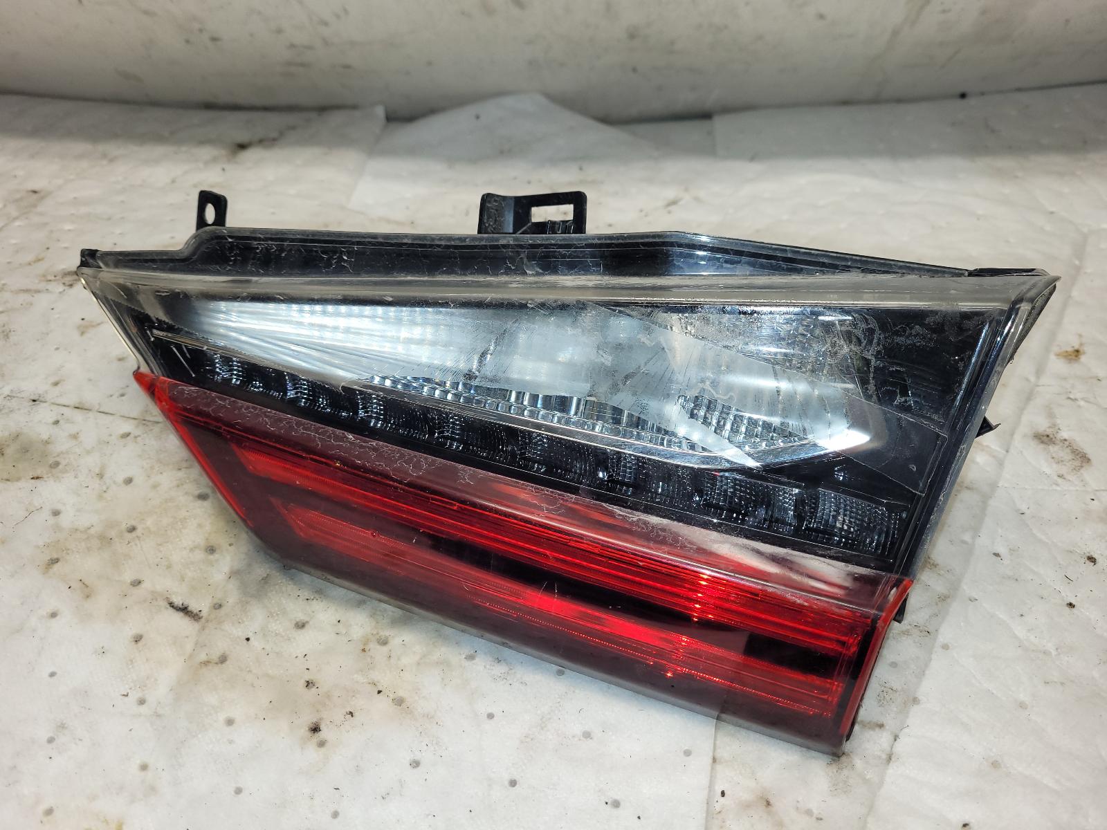Taillight Assembly for Lexus vehicles