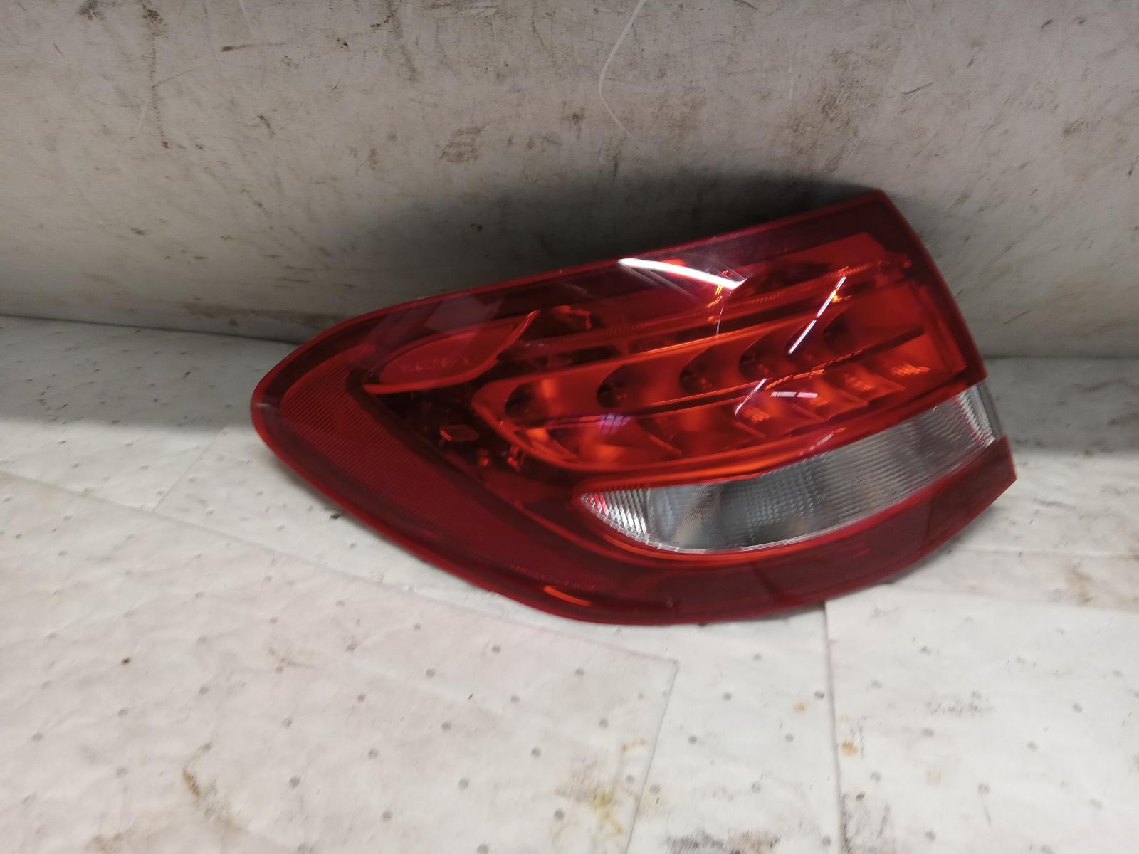 Taillight Assembly for Mercedes-Benz vehicles