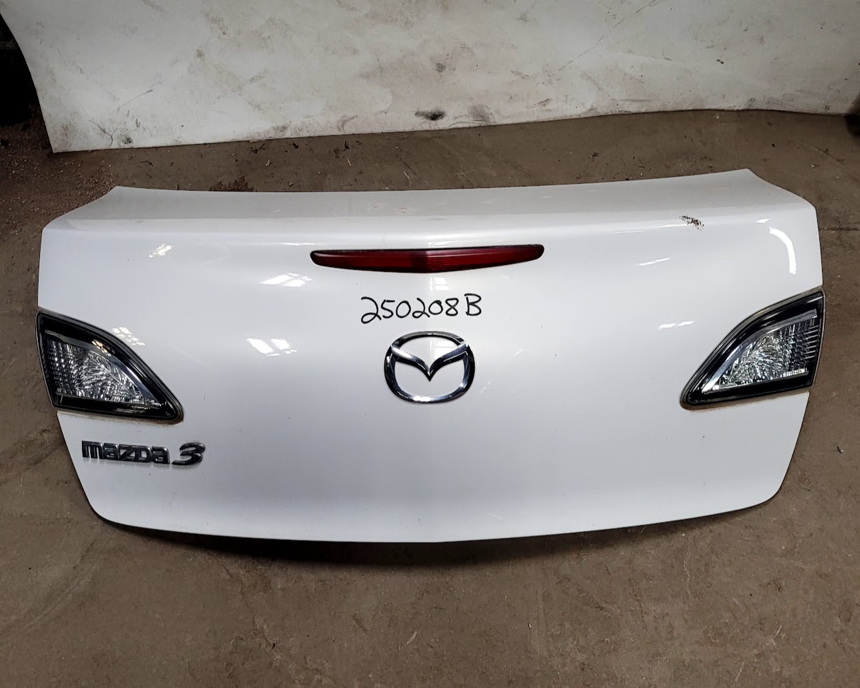 Decklid Tailgate for Mazda vehicles