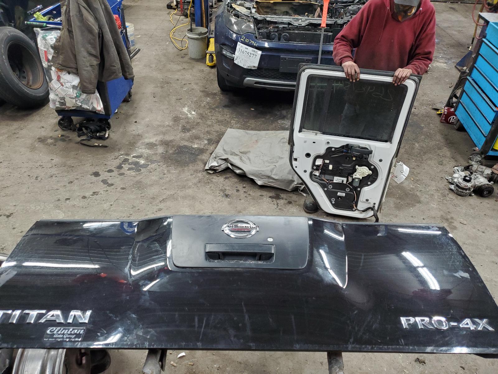 Decklid Tailgate for Nissan vehicles
