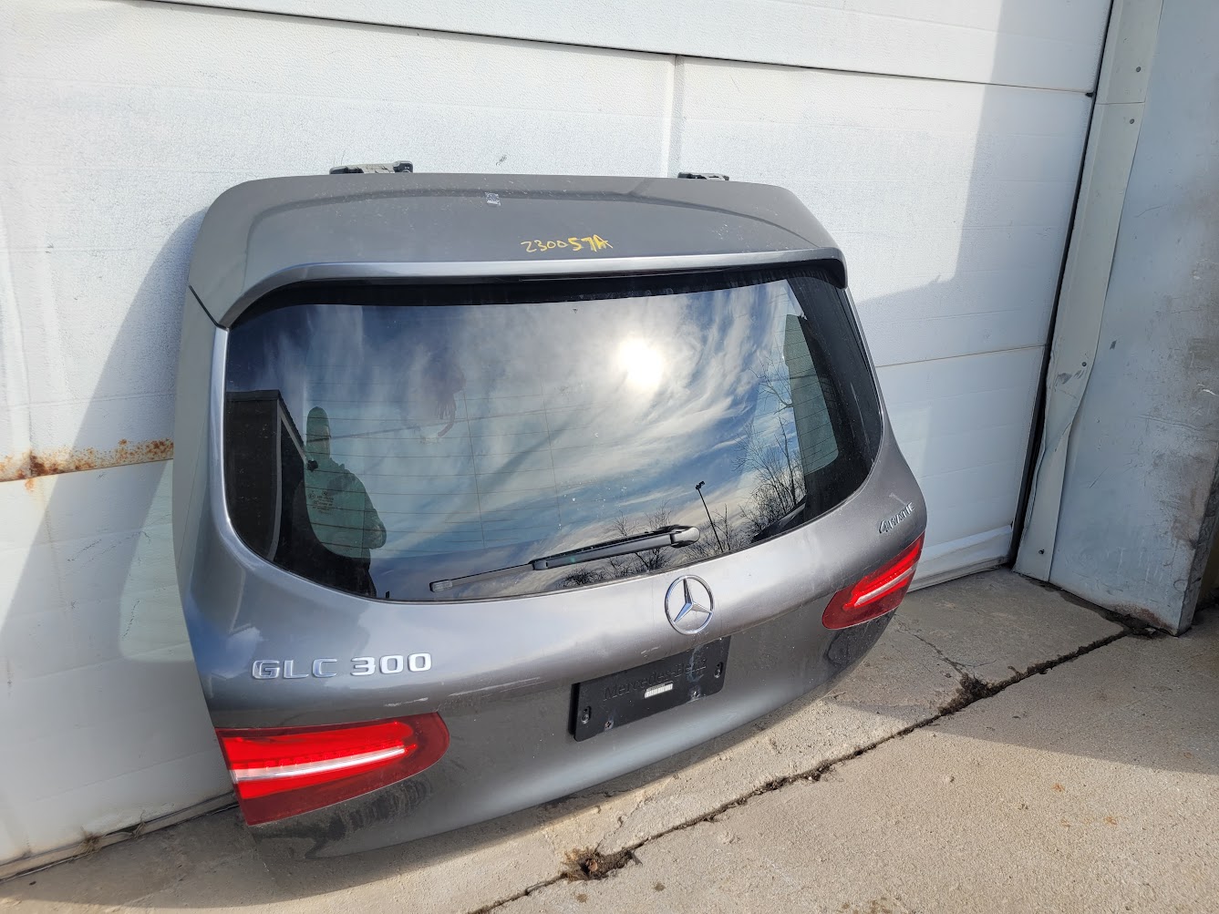 Decklid Tailgate for Mercedes-Benz vehicles