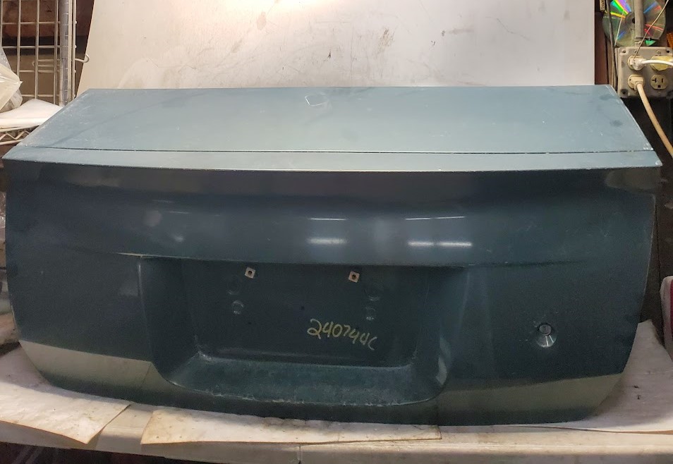 Decklid Tailgate for Saturn vehicles