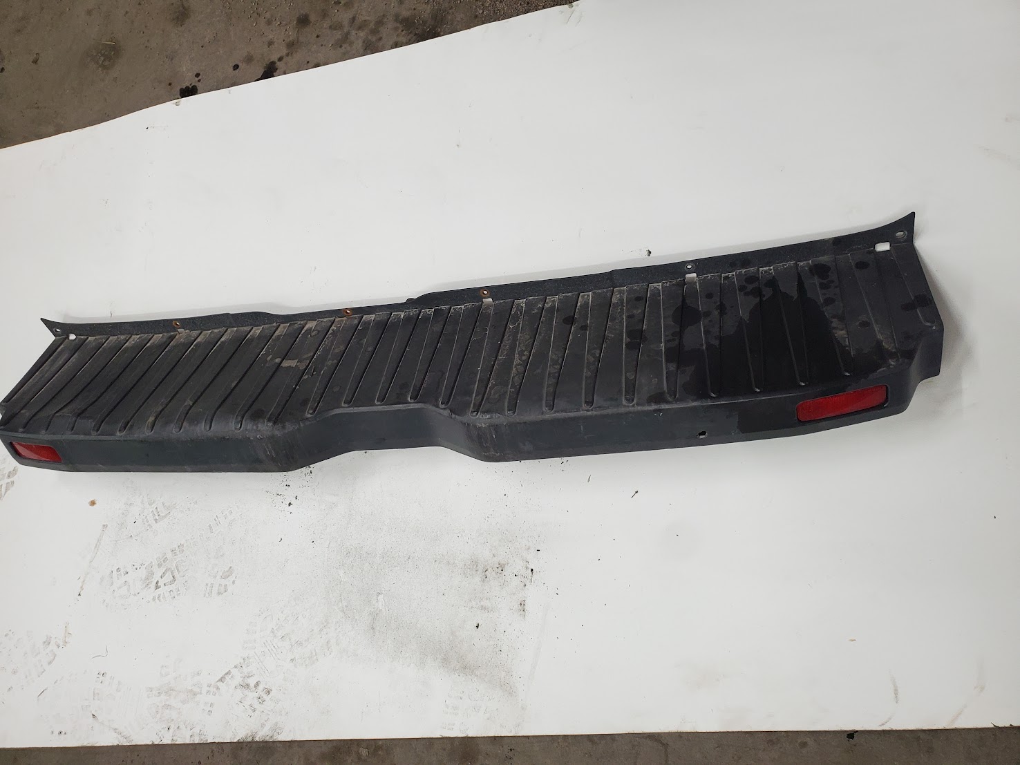 Rear Bumper Assembly for Ford vehicles