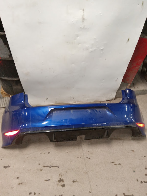 Rear Bumper Assembly for Volkswagen vehicles