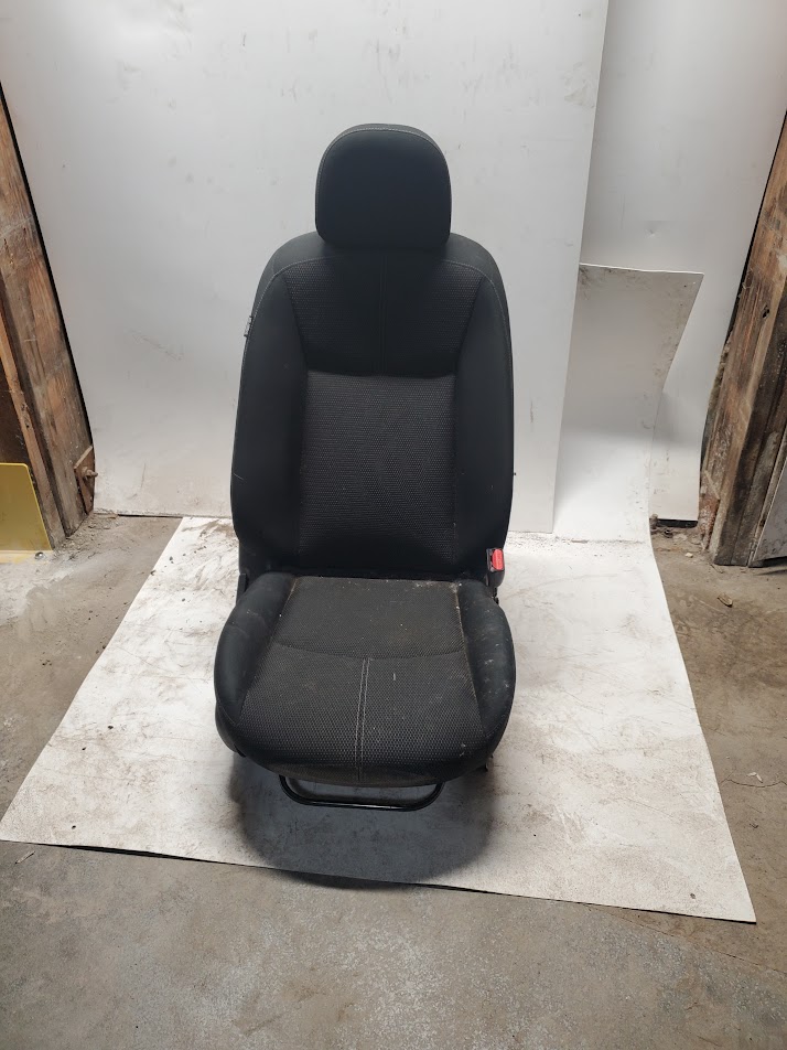 Front Seat for Nissan vehicles