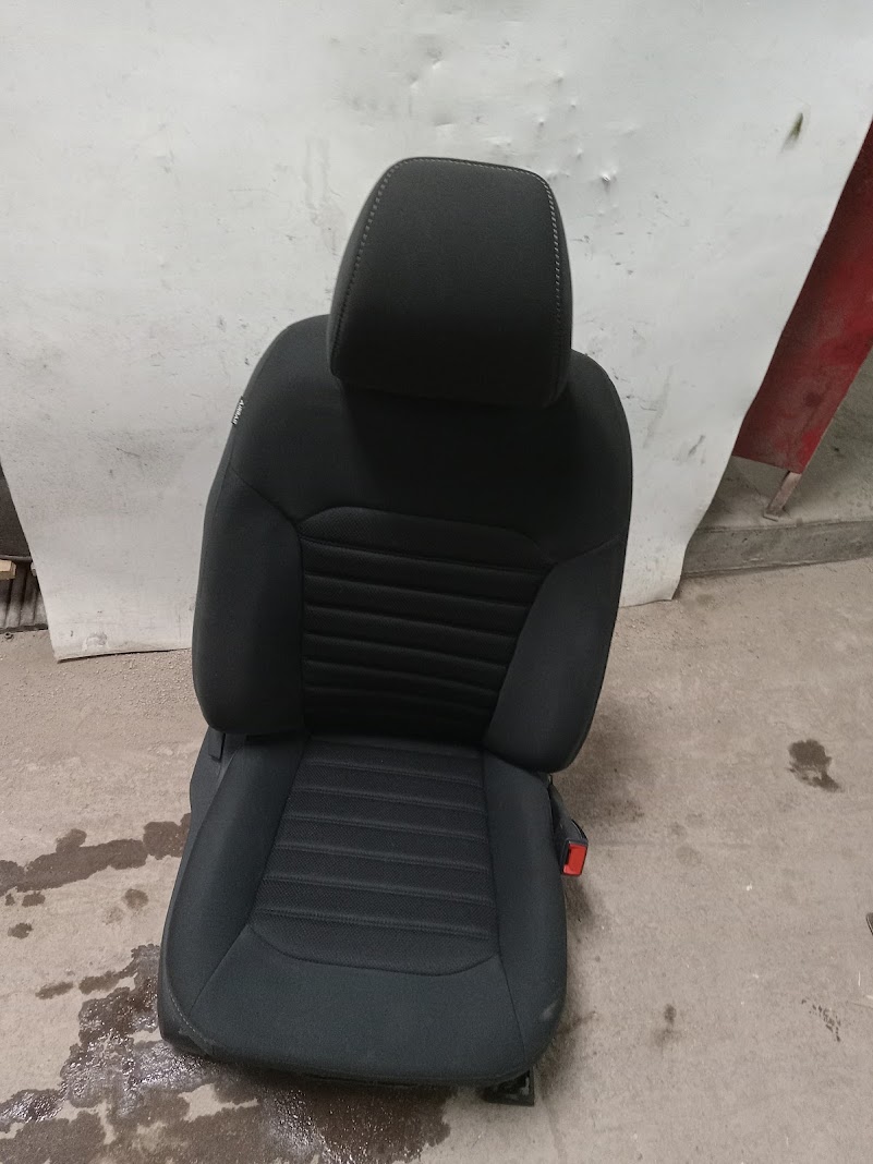 Front Seat for Ford vehicles