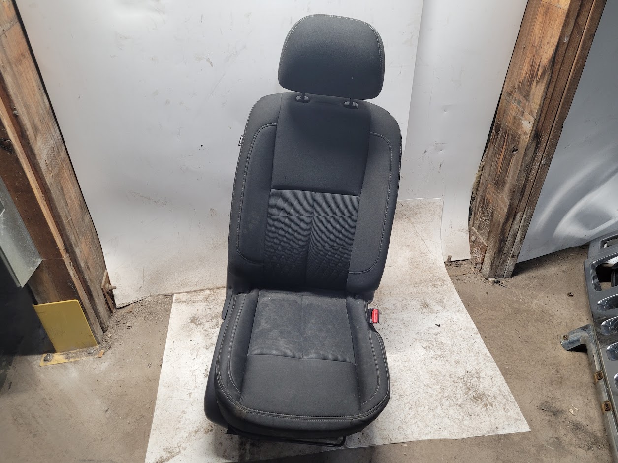 Front Seat for Nissan vehicles