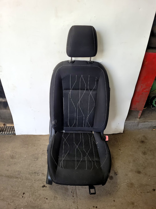 Front Seat for Ford vehicles