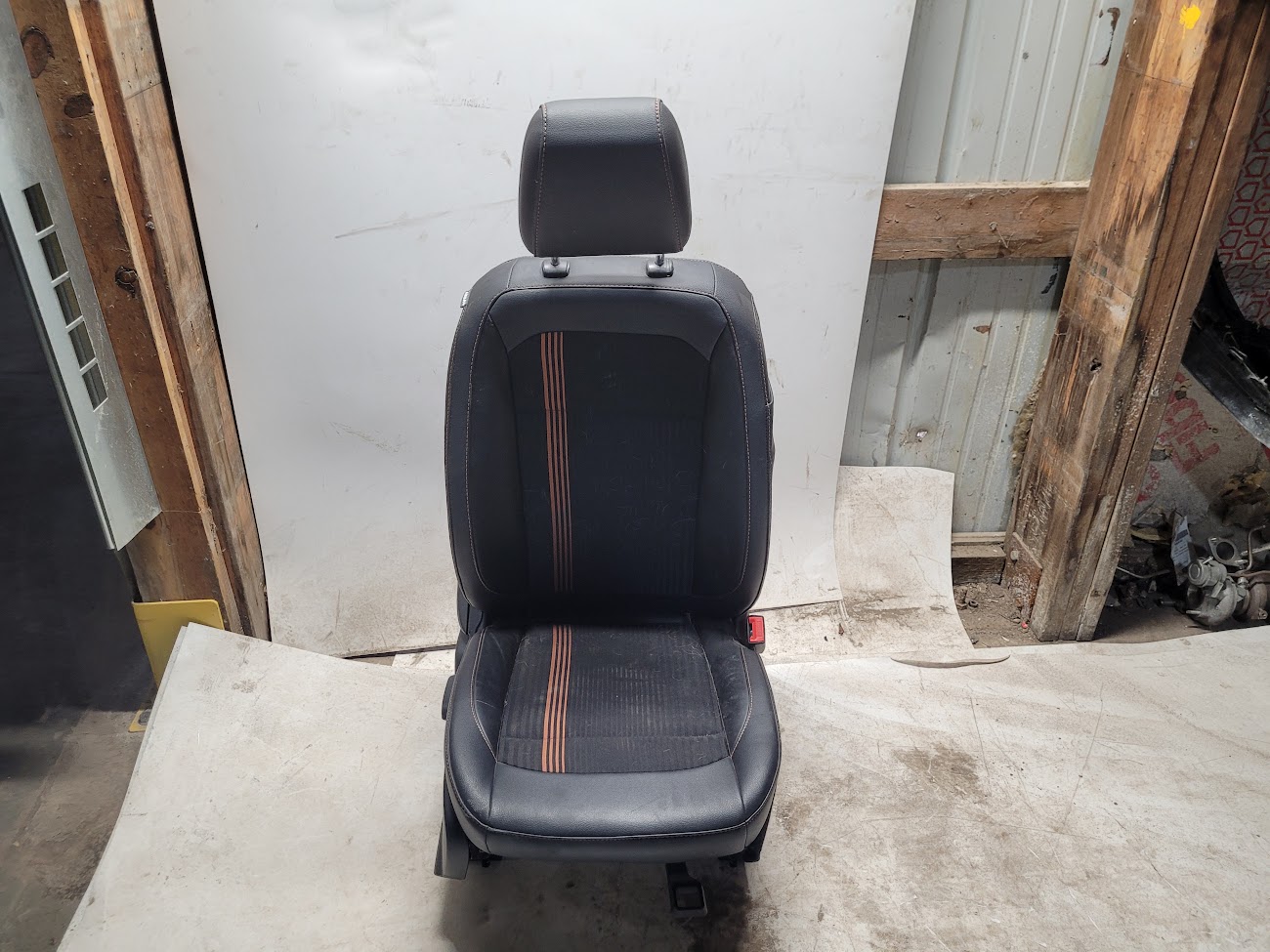 Front Seat for Ford vehicles