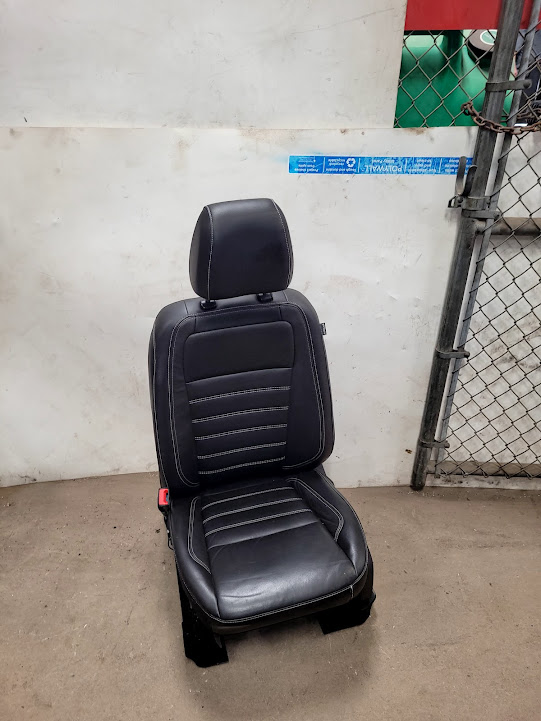 Front Seat for Ford vehicles