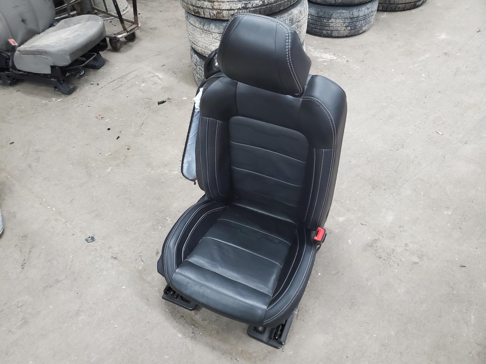 Front Seat for Ford vehicles