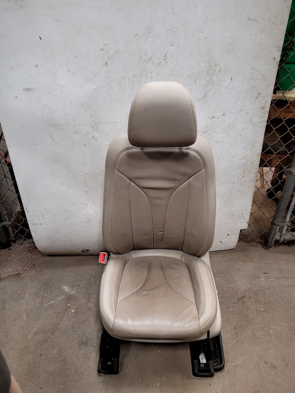 Front Seat for Lincoln vehicles