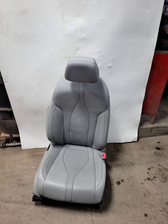 Front Seat for Acura vehicles