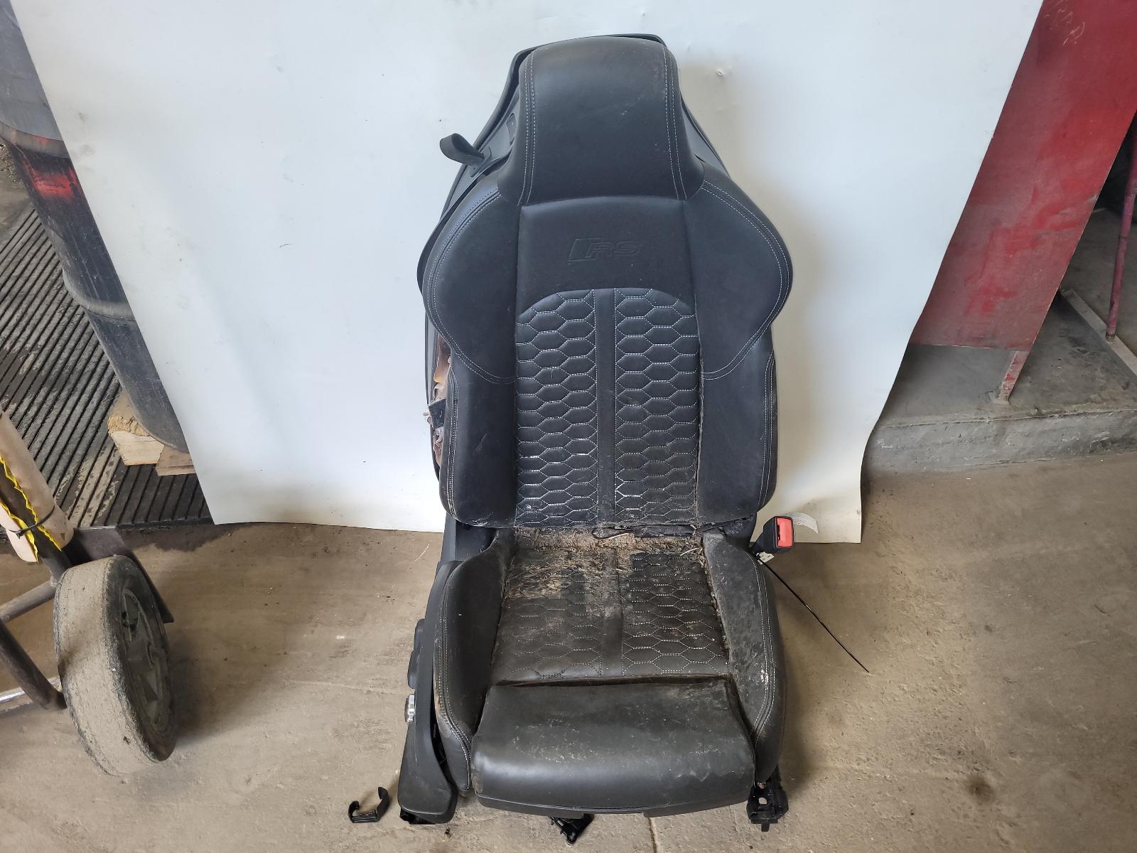 Front Seat for Audi vehicles